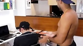 Dei bitch yo-yo safado que veio consertar meu pc