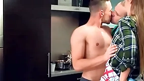 Bisex latitudinarian enjoys 3some in make an issue of caboose near 2 bisex guys