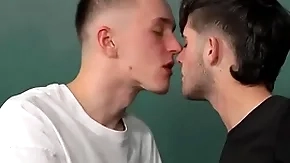 Hung and underfed tim gottfrid seduces twink malachi cooper